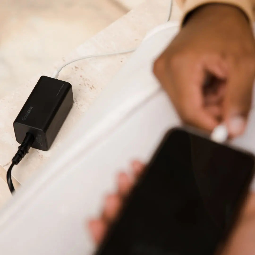 Goui Tank Chargeur de Bureau Super Rapide 4 Ports 65W
